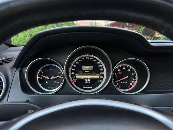 MERCEDES-BENZ-C 63 AMG-2012