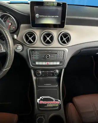 MERCEDES-BENZ-CLA 200-2017