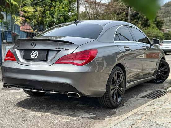 MERCEDES-BENZ-CLA 200-2016