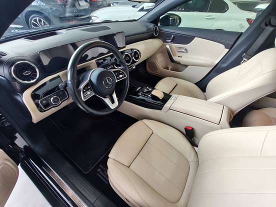 MERCEDES-BENZ-CLA 250-2020