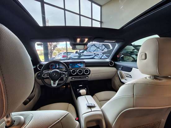 MERCEDES-BENZ-CLA 250-2020