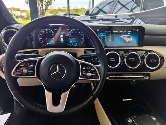 MERCEDES-BENZ-CLA 250-2020