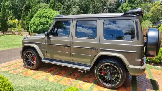 MERCEDES-BENZ-G 63 AMG-4.0 V8 BITURBO MHEV MANUFAKTUR 4MATIC SPEEDSHIFT MERCEDES-BENZ-G 63 AMG-2025