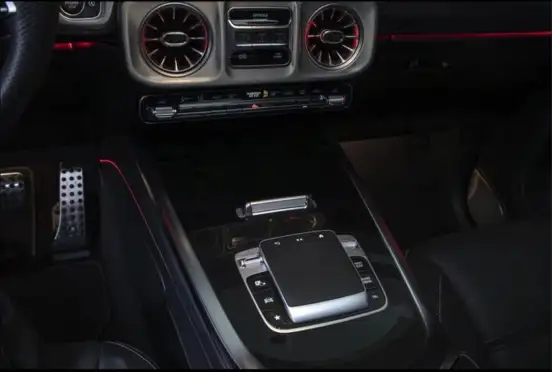 MERCEDES-BENZ-G 63 AMG-4.0 V8 BITURBO MHEV MANUFAKTUR 4MATIC SPEEDSHIFT MERCEDES-BENZ-G 63 AMG-2025