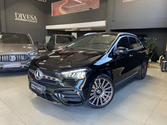 MERCEDES-BENZ-GLA 200-2024