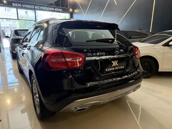MERCEDES-BENZ-GLA 200-1.6 CGI ADVANCE 16V TURBO GASOLINA 4P AUTOMÁTICO MERCEDES-BENZ-GLA 200-2015