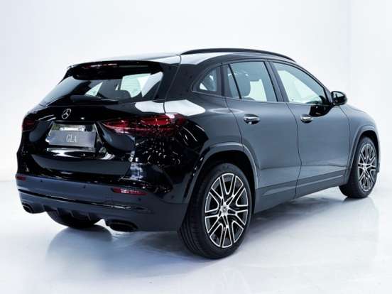 MERCEDES-BENZ-GLA 200-1.3 MHEV NIGHT EDITION 7G-DCT MERCEDES-BENZ-GLA 200-2026