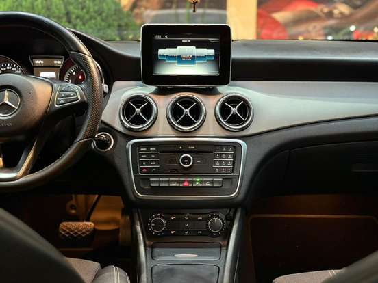 MERCEDES-BENZ-GLA 200-1.6 CGI ADVANCE 16V TURBO FLEX 4P AUTOMÁTICO MERCEDES-BENZ-GLA 200-2016