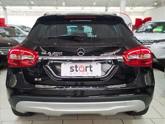 MERCEDES-BENZ-GLA 200-1.6 CGI ADVANCE 16V TURBO FLEX 4P AUTOMÁTICO MERCEDES-BENZ-GLA 200-2015