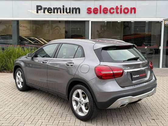 MERCEDES-BENZ-GLA 200-1.6 CGI FLEX ADVANCE 7G-DCT MERCEDES-BENZ-GLA 200-2019