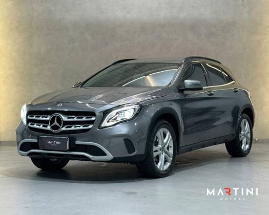 MERCEDES-BENZ GLA 200 1.6 CGI FLEX STYLE 7G-DCT