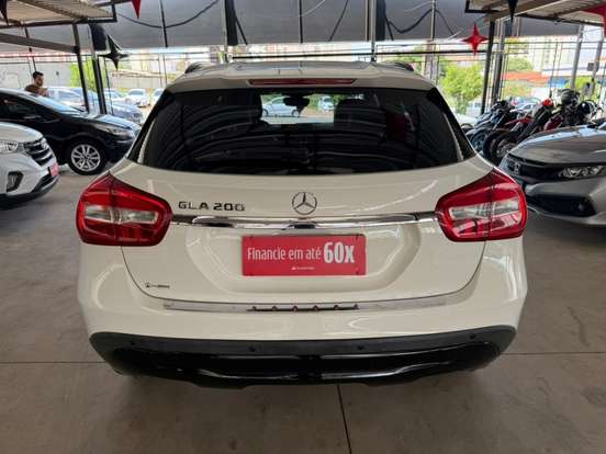 MERCEDES-BENZ-GLA 200-1.6 CGI STYLE 16V TURBO FLEX 4P AUTOMÁTICO MERCEDES-BENZ-GLA 200-2016