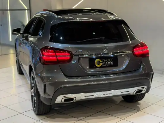 MERCEDES-BENZ-GLA 250-2019