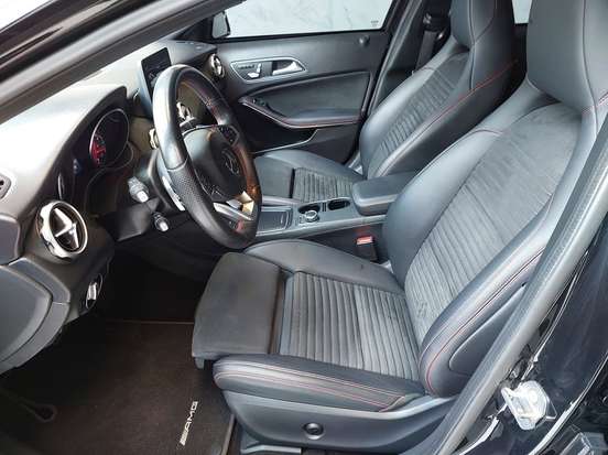 MERCEDES-BENZ-GLA 250-2020