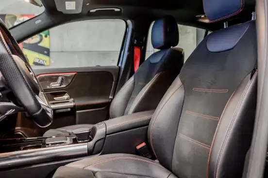 MERCEDES-BENZ-GLA 35 AMG-2.0 CGI GASOLINA 4MATIC SPEEDSHIFT MERCEDES-BENZ-GLA 35 AMG-2022