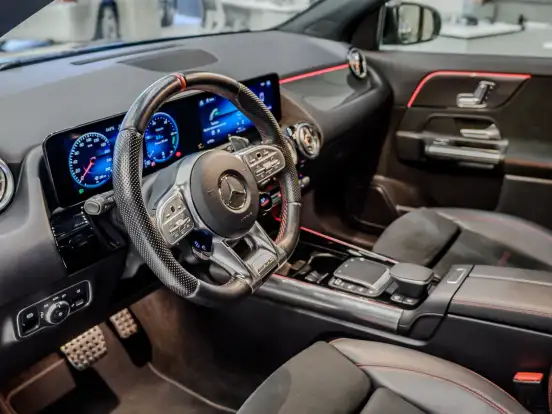 MERCEDES-BENZ-GLA 35 AMG-2.0 CGI GASOLINA 4MATIC SPEEDSHIFT MERCEDES-BENZ-GLA 35 AMG-2022