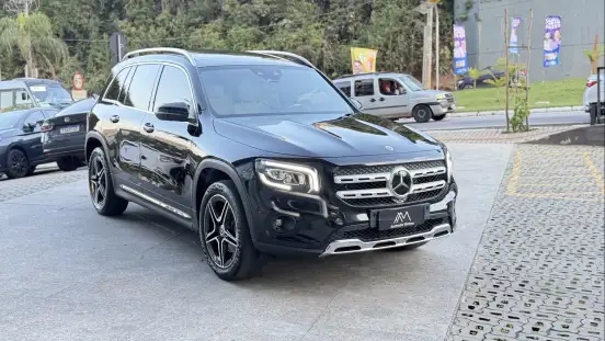 MERCEDES-BENZ-GLB 200-2020