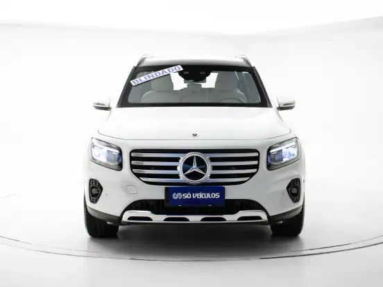 MERCEDES-BENZ-GLB 200-2024
