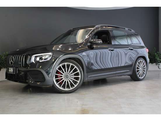 MERCEDES-BENZ-GLB 35 AMG-2023