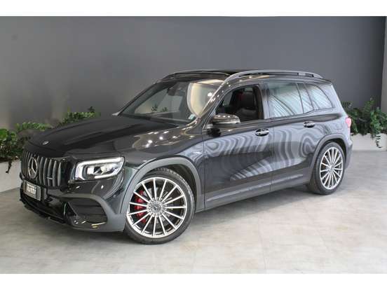 MERCEDES-BENZ-GLB 35 AMG-2023