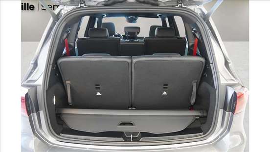 MERCEDES-BENZ-GLB 35 AMG-2023