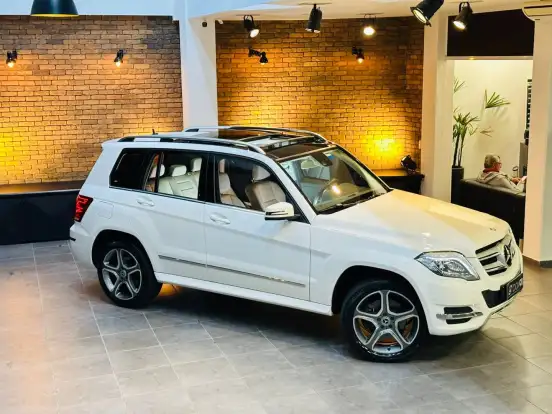 MERCEDES-BENZ-GLK 220-2.1 CDI SPORT 4X4 DIESEL 4P AUTOMÁTICO MERCEDES-BENZ-GLK 220-2014