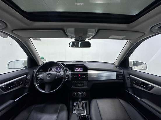 MERCEDES-BENZ-GLK 300-2011