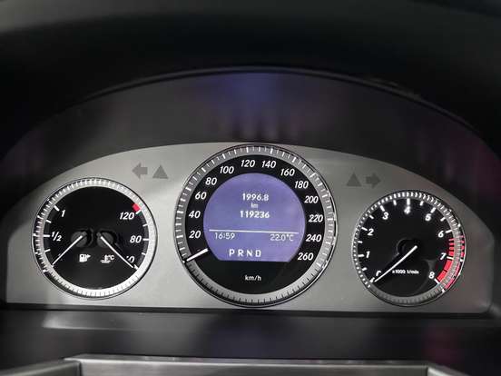 MERCEDES-BENZ-GLK 300-3.0 4X4 V6 GASOLINA 4P AUTOMÁTICO MERCEDES-BENZ-GLK 300-2011