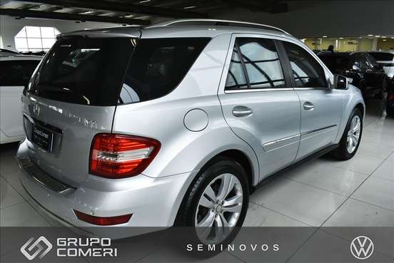 MERCEDES-BENZ-ML 500-2010