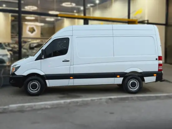 MERCEDES-BENZ-SPRINTER-2.2 CDI DIESEL CHASSIS 415 LONGO MANUAL MERCEDES-BENZ-SPRINTER-2017