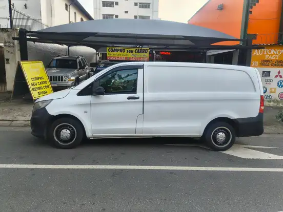 MERCEDES-BENZ-VITO-2016