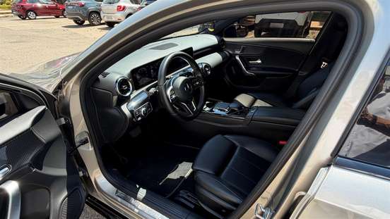 MERCEDES-BENZ-A 250-2.0 CGI GASOLINA 7G-DCT MERCEDES-BENZ-A 250-2019