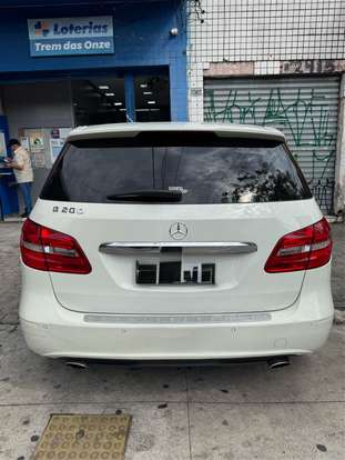 MERCEDES-BENZ-B 200-2013
