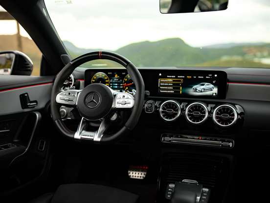 MERCEDES-BENZ-CLA 45 AMG-2022