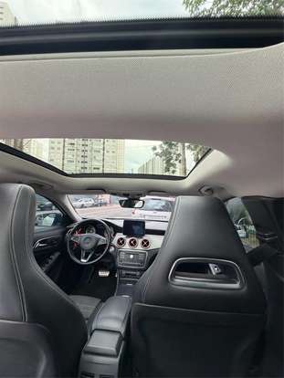 MERCEDES-BENZ-GLA 200-2017