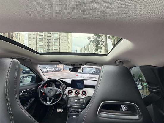 MERCEDES-BENZ-GLA 200-1.6 CGI ENDURO 16V TURBO FLEX 4P AUTOMÁTICO MERCEDES-BENZ-GLA 200-2017