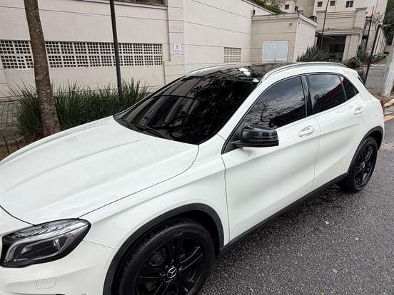 MERCEDES-BENZ-GLA 200-1.6 CGI ENDURO 16V TURBO FLEX 4P AUTOMÁTICO MERCEDES-BENZ-GLA 200-2017