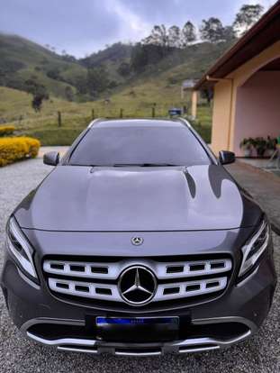 MERCEDES-BENZ-GLA 200-2018