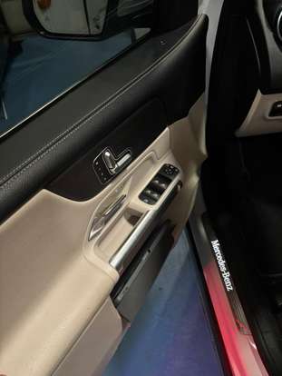 MERCEDES-BENZ-GLB 200-2020