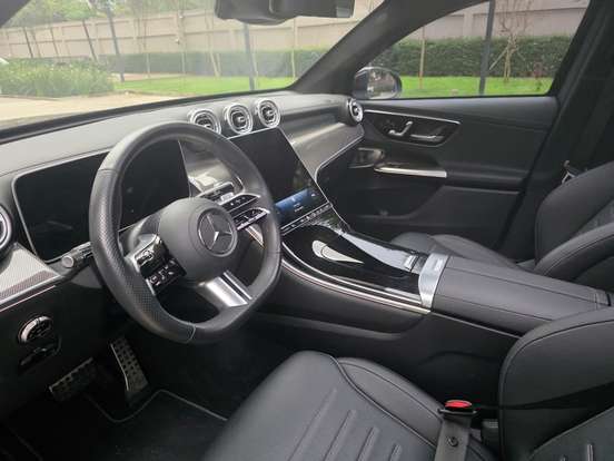MERCEDES-BENZ-GLC 300-2025