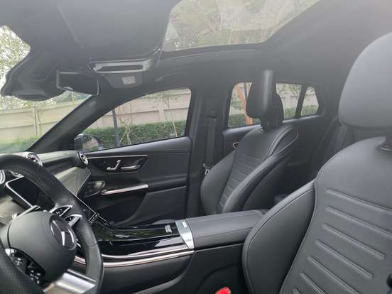 MERCEDES-BENZ-GLC 300-2025