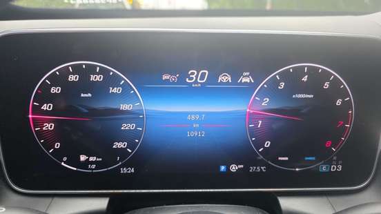 MERCEDES-BENZ-GLC 300-2025