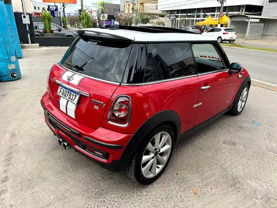 MINI-COOPER-1.6 COUPÉ JOHN COOPER WORKS 16V TURBO GASOLINA 2P AUTOMÁTICO MINI-COOPER-2011