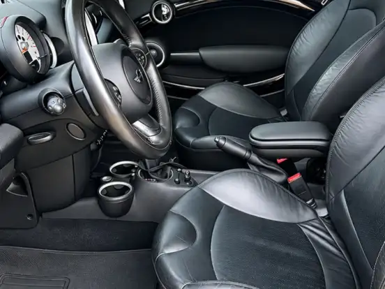 MINI-COOPER-1.6 COUPÉ JOHN COOPER WORKS 16V TURBO GASOLINA 2P AUTOMÁTICO MINI-COOPER-2011