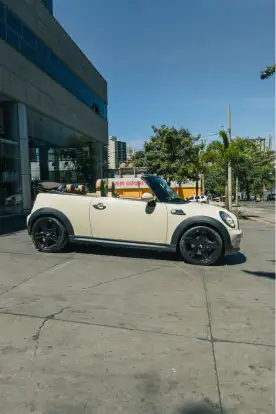 MINI-COOPER-2010