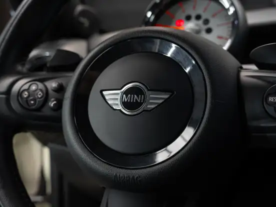 MINI-COOPER-1.6 S COUPÉ 16V TURBO GASOLINA 2P AUTOMÁTICO MINI-COOPER-2011