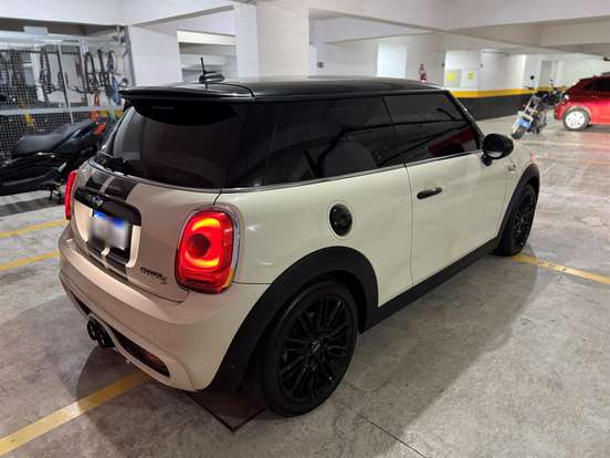 MINI-COOPER-2.0 S EXCLUSIVE 16V TURBO GASOLINA 2P AUTOMÁTICO MINI-COOPER-2014