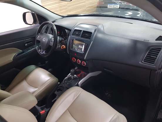 MITSUBISHI-ASX-2017