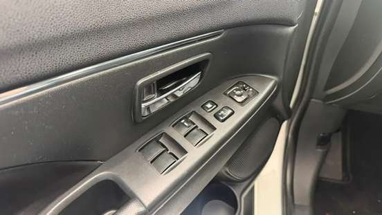 MITSUBISHI-ASX-2013