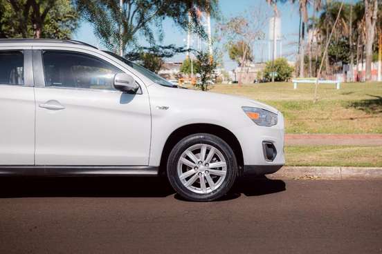 MITSUBISHI-ASX-2013